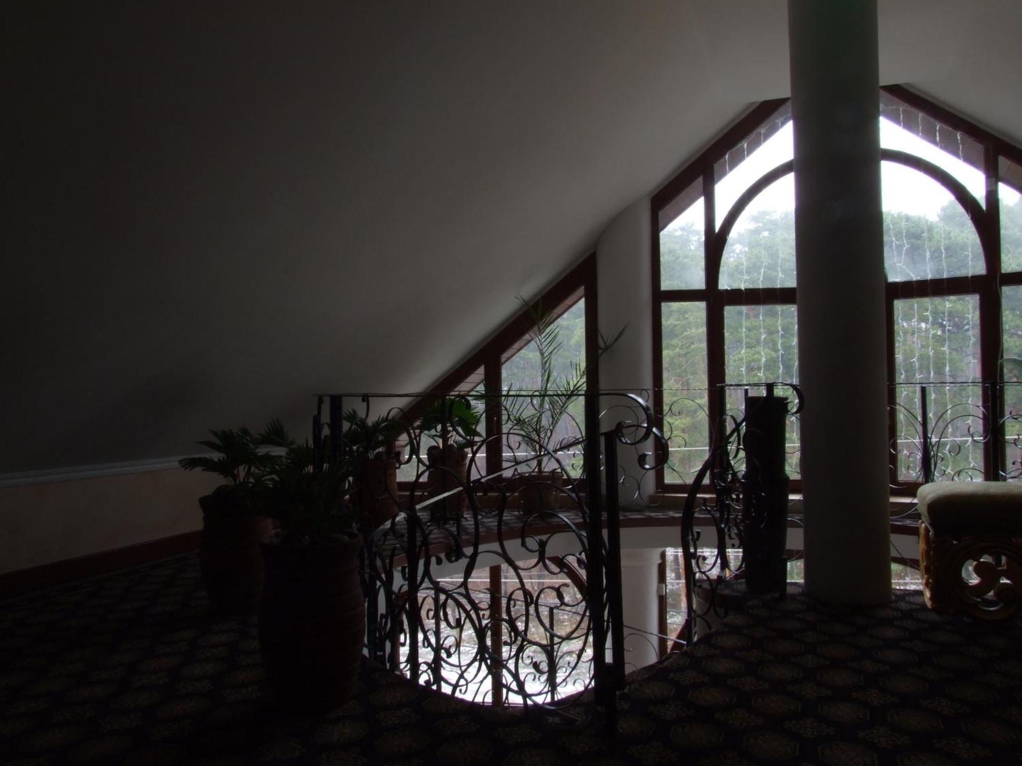 Hotel Royal Zalau Bagian luar foto