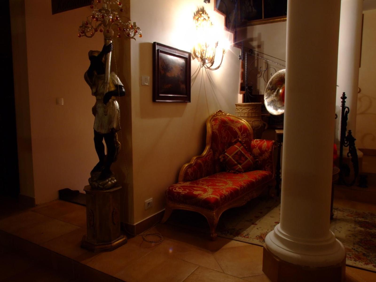Hotel Royal Zalau Bagian luar foto