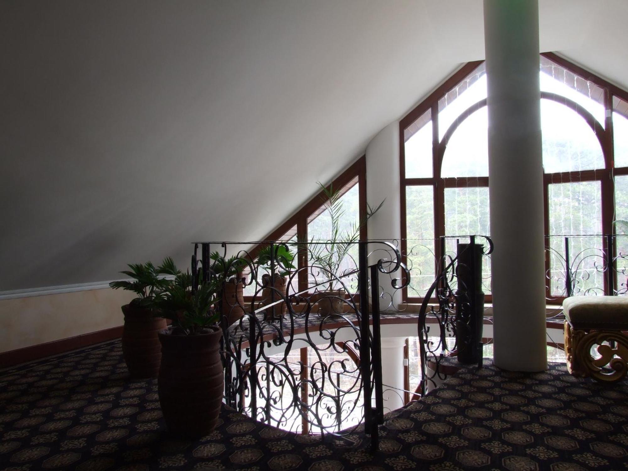 Hotel Royal Zalau Bagian luar foto